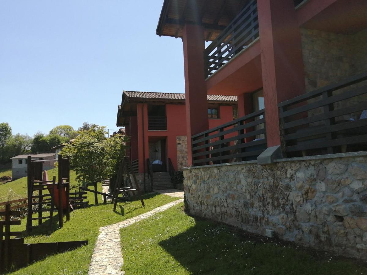 Apartamentos Rurales El Mirador De San Juan Onís Eksteriør billede