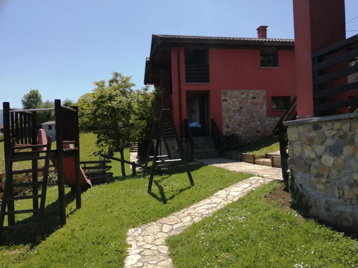 Apartamentos Rurales El Mirador De San Juan Onís Eksteriør billede
